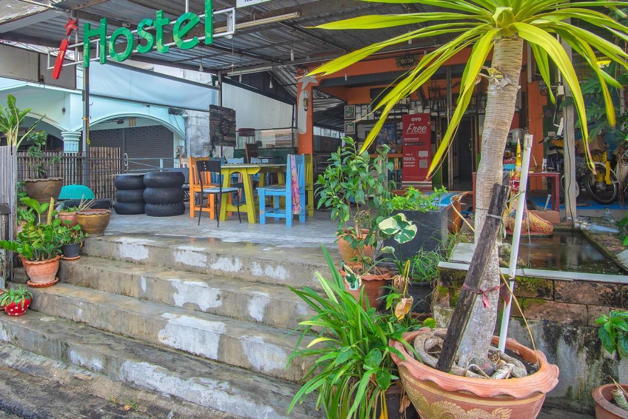 Oyo 586 I Hostel Phuket Extérieur photo